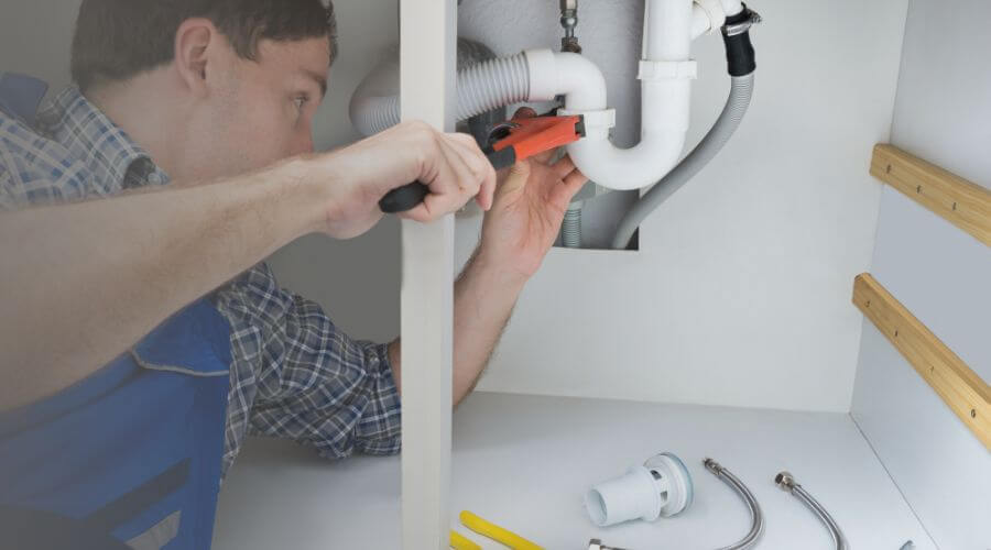 Professional emergency plumbing in Victor, IA